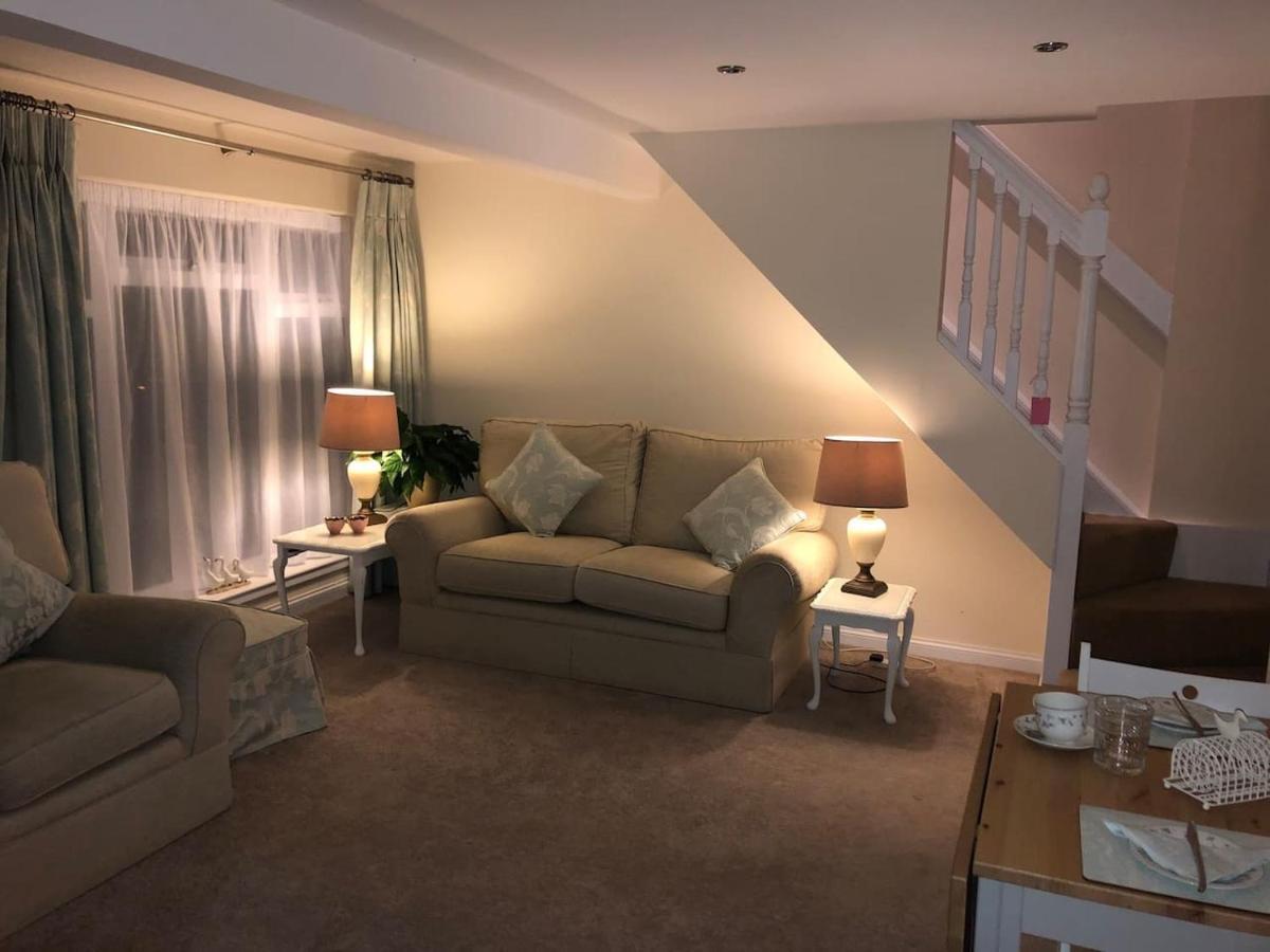 Lovely 1-Bed House In Stirling Exteriör bild